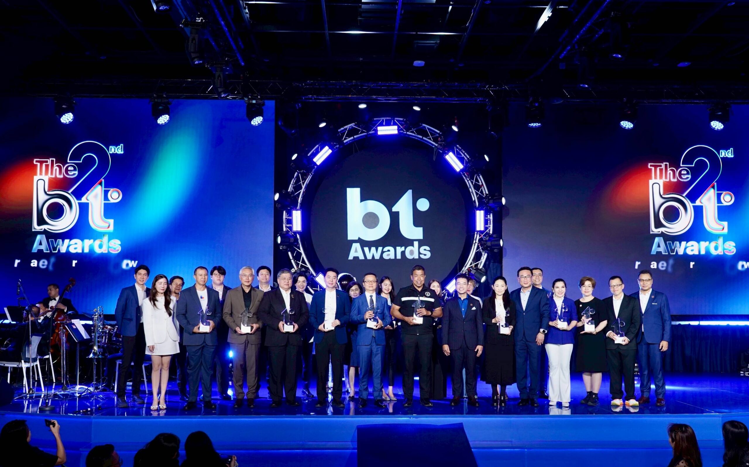 ไอคอนสยาม ตอกย้ำจุดยืนแลนด์มาร์กระดับโลกที่ขับเคลื่อนสังคมอย่างยั่งยืนคว้ารางวัล Inclusive Tech & Equality Award จากเวที The 2nd BT Awardsยกระดับธุรกิจค้าปลีกด้วยแนวคิดการสร้างโอกาสอย่างเท่าเทียม